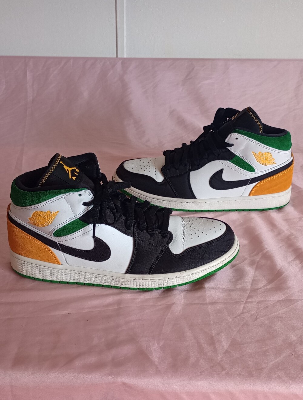 Jordan Air Jordan 1 Mid SE Oakland Black White Green Gold Mid Top size 12 men’s